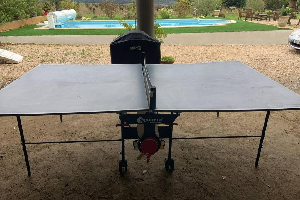 Villa Mas des Coudoulières avec piscine et jacuzzi à Roquemaure  Extérieur photo