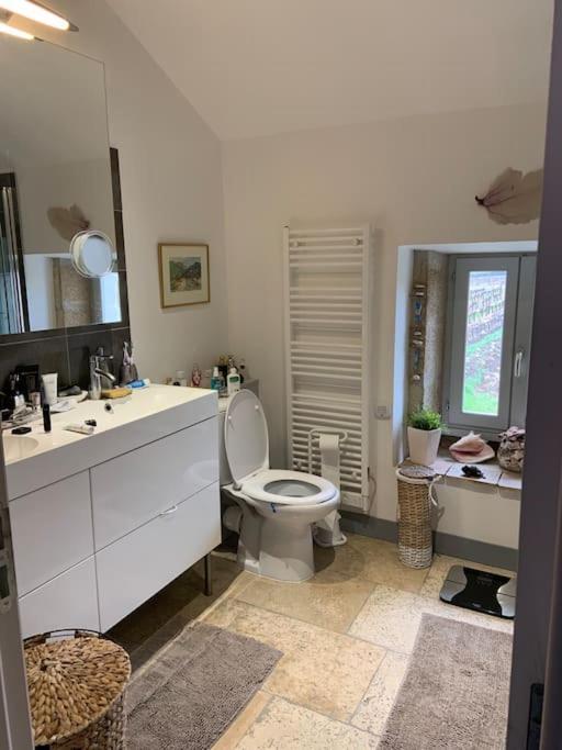 Villa Mas des Coudoulières avec piscine et jacuzzi à Roquemaure  Extérieur photo