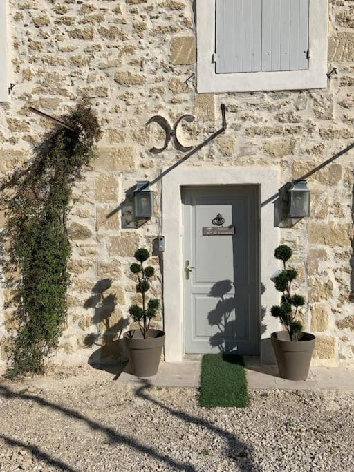 Villa Mas des Coudoulières avec piscine et jacuzzi à Roquemaure  Extérieur photo